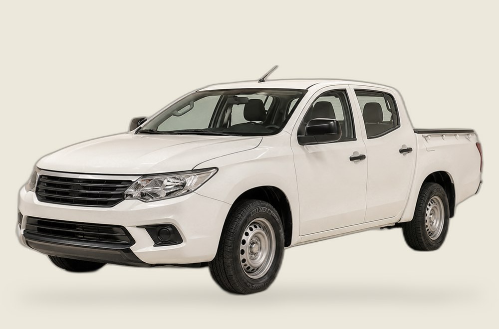 Used white dual-cab ute, three-quarter view